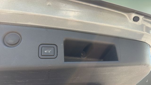 Used 2024 Gray Chevrolet LT image 33
