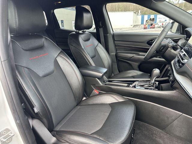 Used 2025 White Jeep Trailhawk image 26