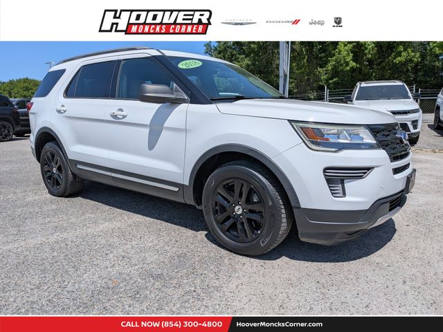 Oxford White 2018 Ford Explorer XLT AWD SUV / Crossover All-Wheel Drive 6-Speed Automatic