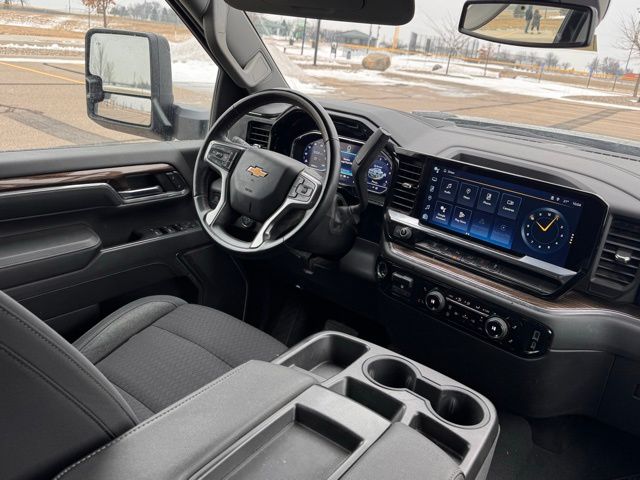 2024 Chevrolet Silverado 3500HD LT
