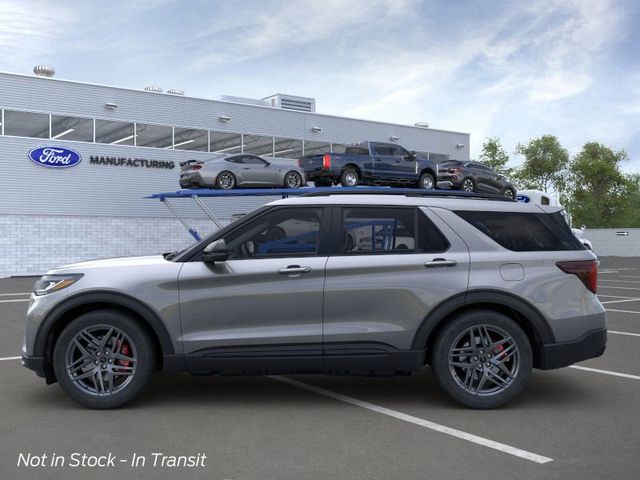 2025 Ford Explorer ST 4