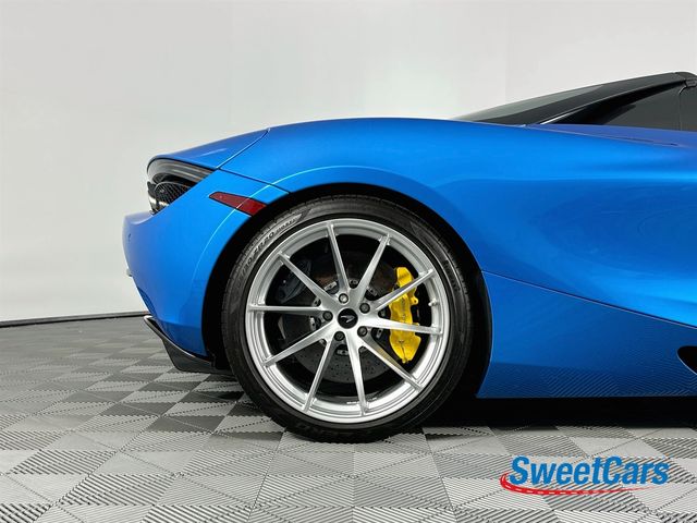 2022 McLaren 720S