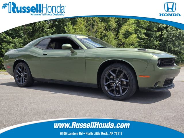 2022 Dodge Challenger SXT RWD