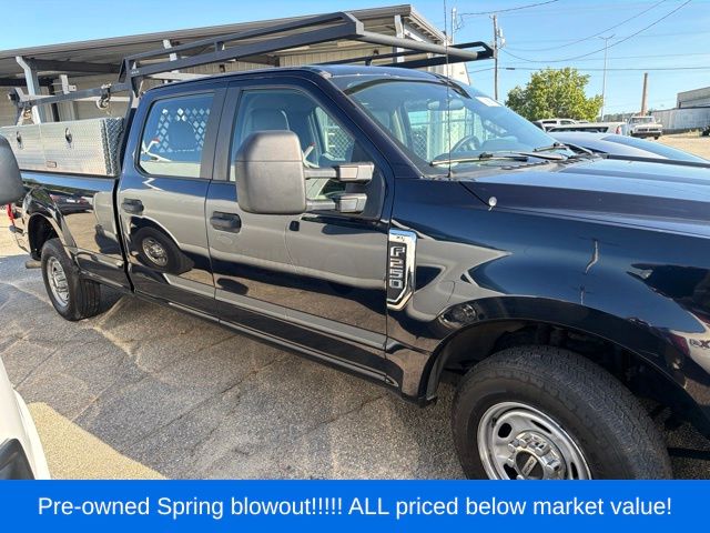 Used 2021 Blue Ford XL image 11