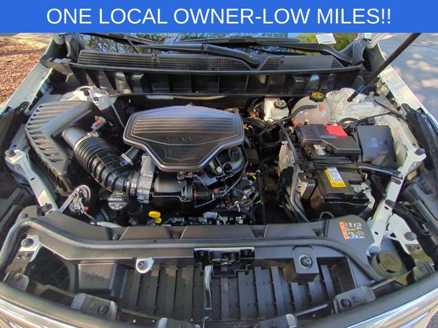 Used 2019 White Cadillac Luxury image 38