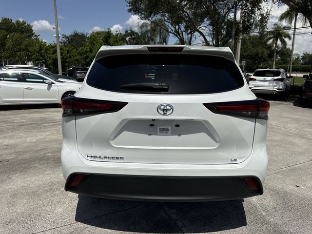 2024 Toyota Highlander - $33,998