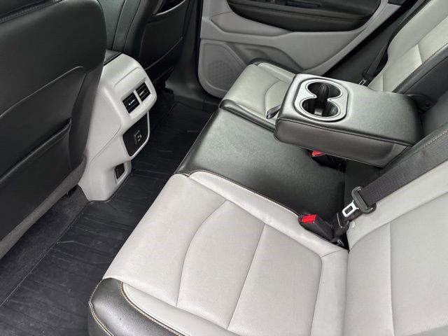 2020 GMC Terrain SLT photo