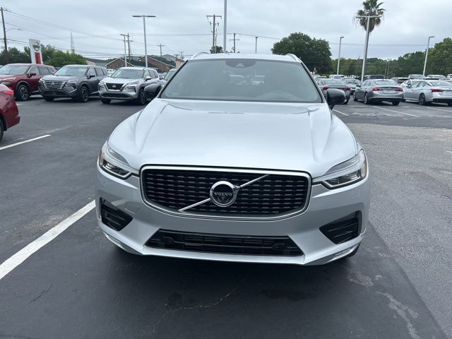 2018 Bright Silver Metallic Volvo XC60 T6 R-Design SUV