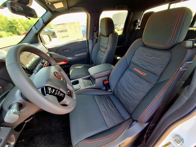 New 2026 White Nissan PRO-X image 9