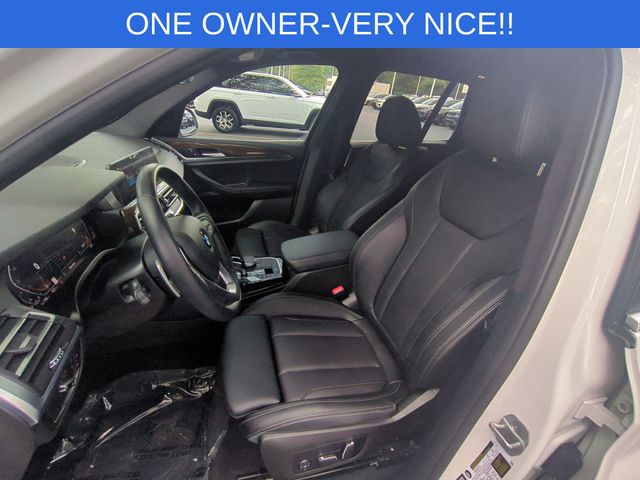 Used 2024 White BMW xDrive30i image 16