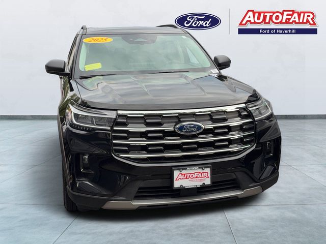Black Metallic 2025 Ford Explorer SUV / Crossover All-Wheel Drive Automatic