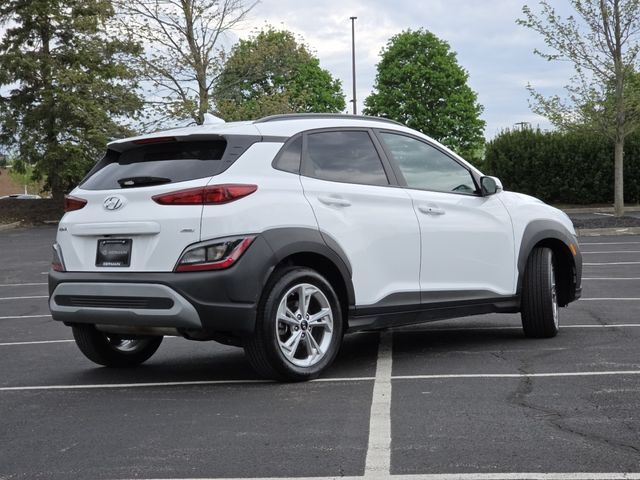 Used 2023 White Hyundai SEL image 21