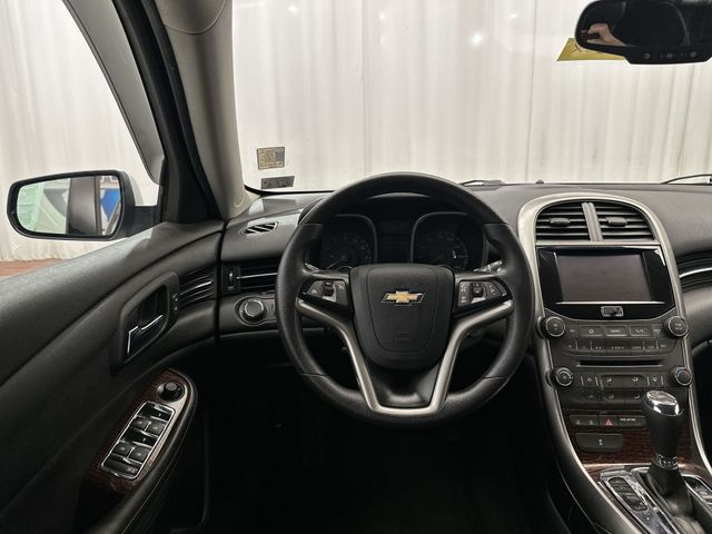 Used 2013 Silver Chevrolet LT image 14