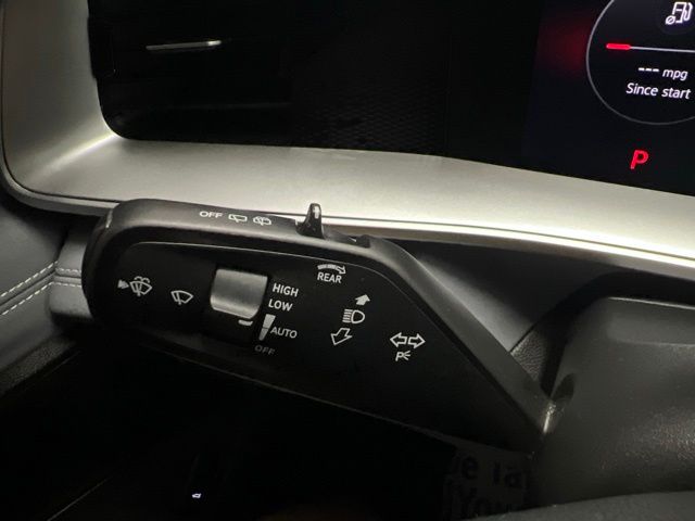 Used 2025 Volkswagen Tiguan SUV