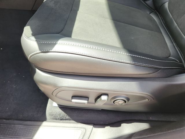 New 2025 Silver Jeep Altitude X image 6