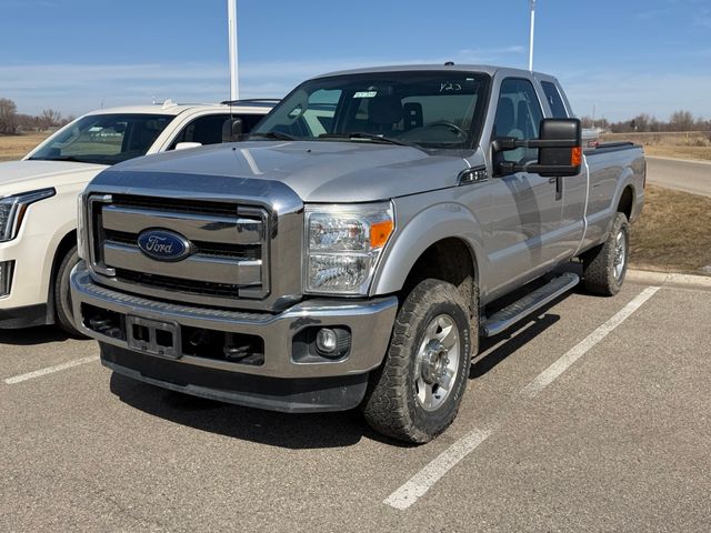2016 Ford F-350 Super Duty XLT SuperCab 4WD