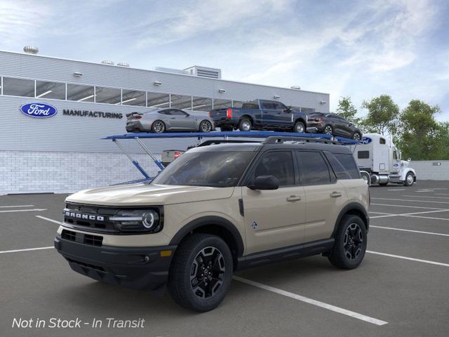 2024 Ford Bronco Sport Outer Banks 2