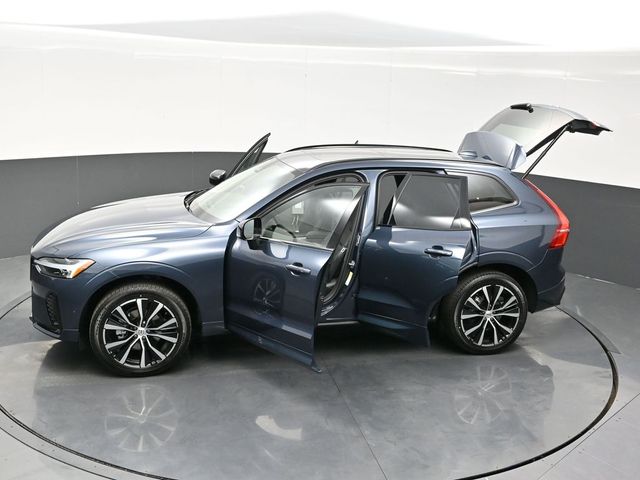 2025 Volvo XC60  photo