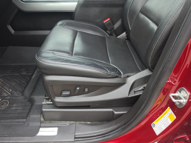 used 2018 Chevrolet Silverado 1500 car, priced at $33,185