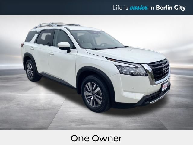 Pearl White Tricoat 2024 Nissan Pathfinder SL 4WD SUV / Crossover All-Wheel Drive 9-Speed Automatic