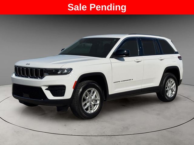 Bright White Clearcoat 2023 Jeep Grand Cherokee SUV / Crossover Four-Wheel Drive 8-Speed Automatic