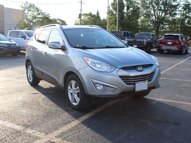 Used 2013 Diamond Silver Hyundai GLS image 4