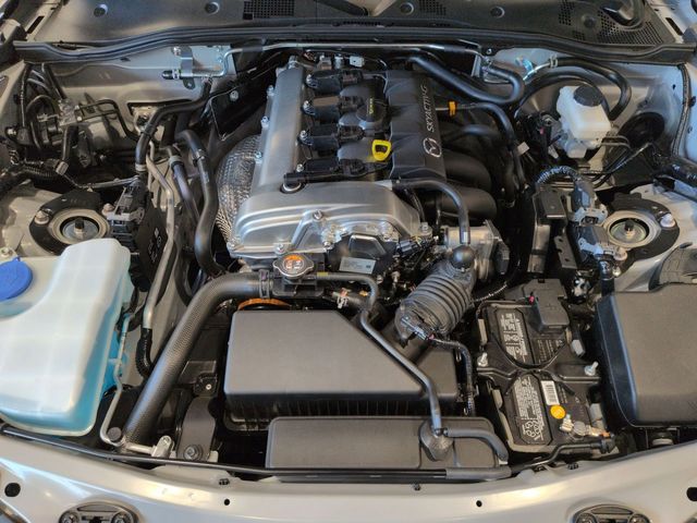 2025 Mazda MX-5 Miata Grand Touring - Photo 25
