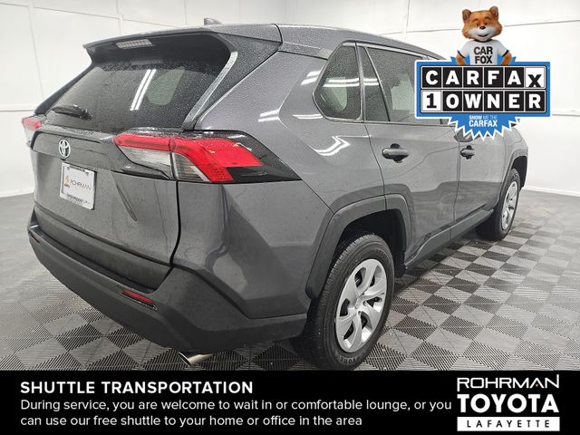 2022 Toyota RAV4 LE 6