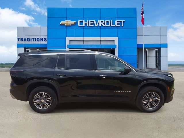 2026 Chevrolet Traverse LT - 9