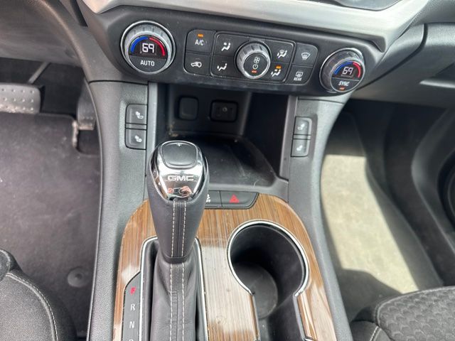 Used 2019 Dark Sky Metallic GMC SLE-2 image 8