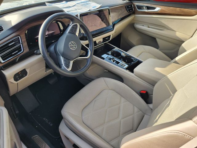 2024 Volkswagen Atlas 2.0T SE w/Technology White at DeMontrond Auto Country