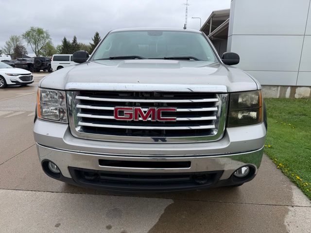 Silver Birch Metallic 2009 GMC Sierra 1500 SLT Crew Cab 4WD Pickup Truck Four-Wheel Drive 6-Speed Automatic