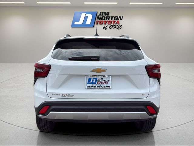 2025 Chevrolet Trax LT - Photo 6