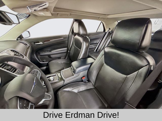 Used 2022 Chrysler 300 Sedan