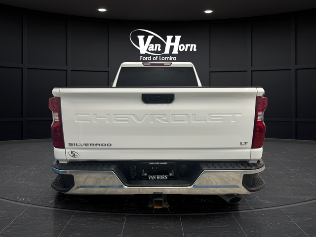 Used 2025 Summit White Chevrolet LT image 6