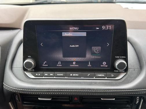 Certified Used 2023 White Nissan SL image 18