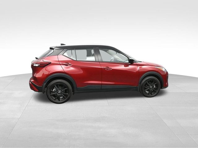 2023 Nissan Kicks SV 3