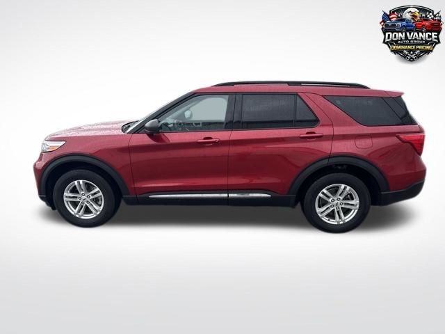 Red Metallic 2022 Ford Explorer XLT AWD SUV / Crossover All-Wheel Drive Automatic