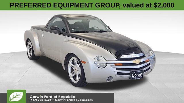 2005 Chevrolet SSR LS RWD
