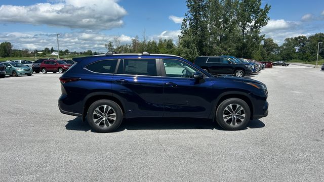 New 2026 Toyota Highlander SUV