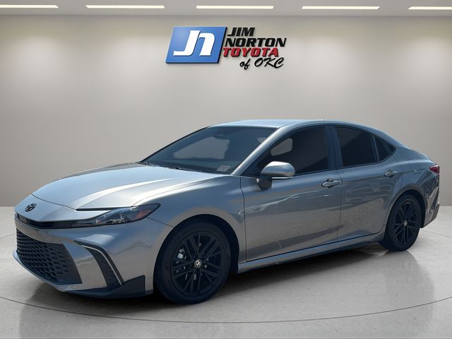  2026 Toyota Camry SE FWD   