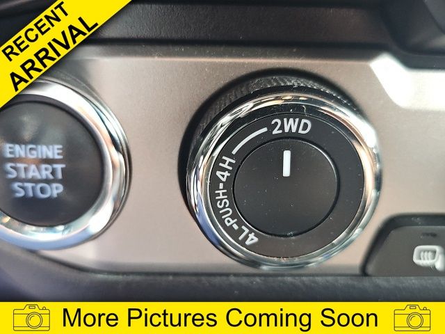 2020 Toyota Tacoma Limited photo