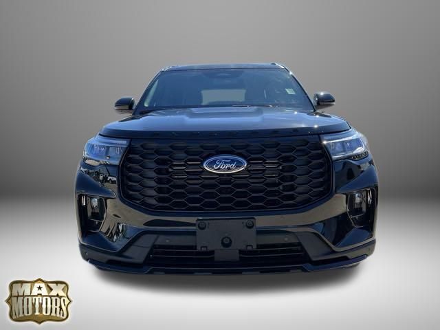 2025 Ford Explorer ST-Line 2