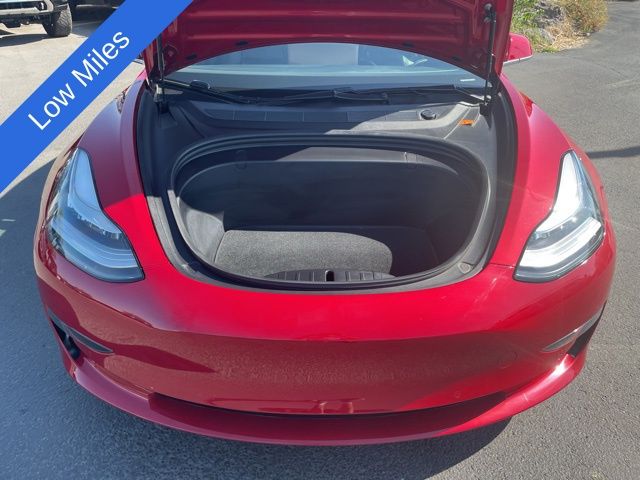 2018 Tesla Model 3 Long Range 28