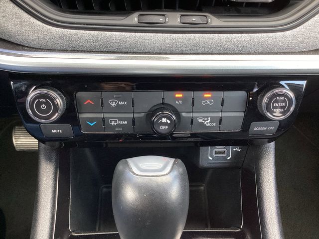 Used Car 2024 Jeep Compass  Latitude For Sale Under $20,000 In San Antonio, Texas