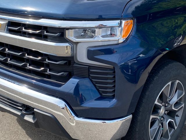 2022 Chevrolet Silverado 1500 LT 8