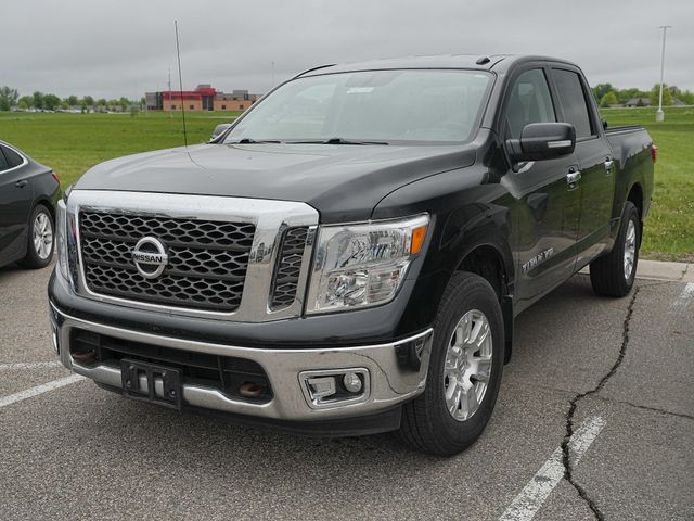Black 2018 Nissan Titan S Crew Cab 4WD Pickup Truck Four-Wheel Drive 7-Speed Automatic