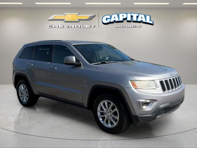 Used 2016 Silver Jeep Laredo image 7