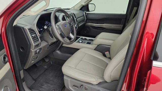 2019 Ford Expedition XLT Red at Autostrade