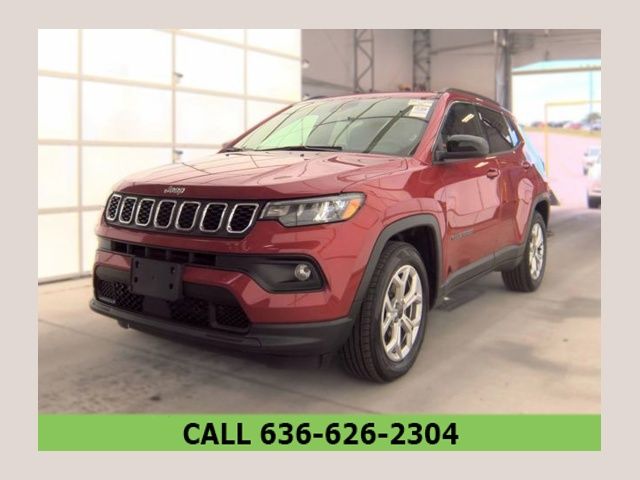Red Hot Pearlcoat 2025 Jeep Compass SUV / Crossover Four-Wheel Drive 8-Speed Automatic